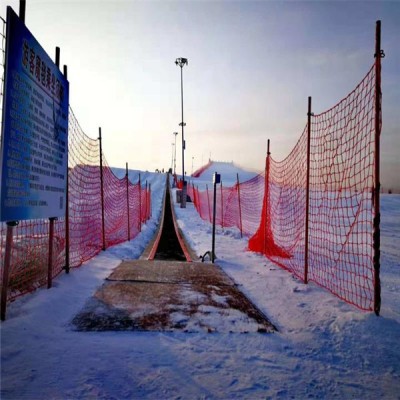 滑雪场代步工具雪地魔毯 自动融雪景区魔毯厂家